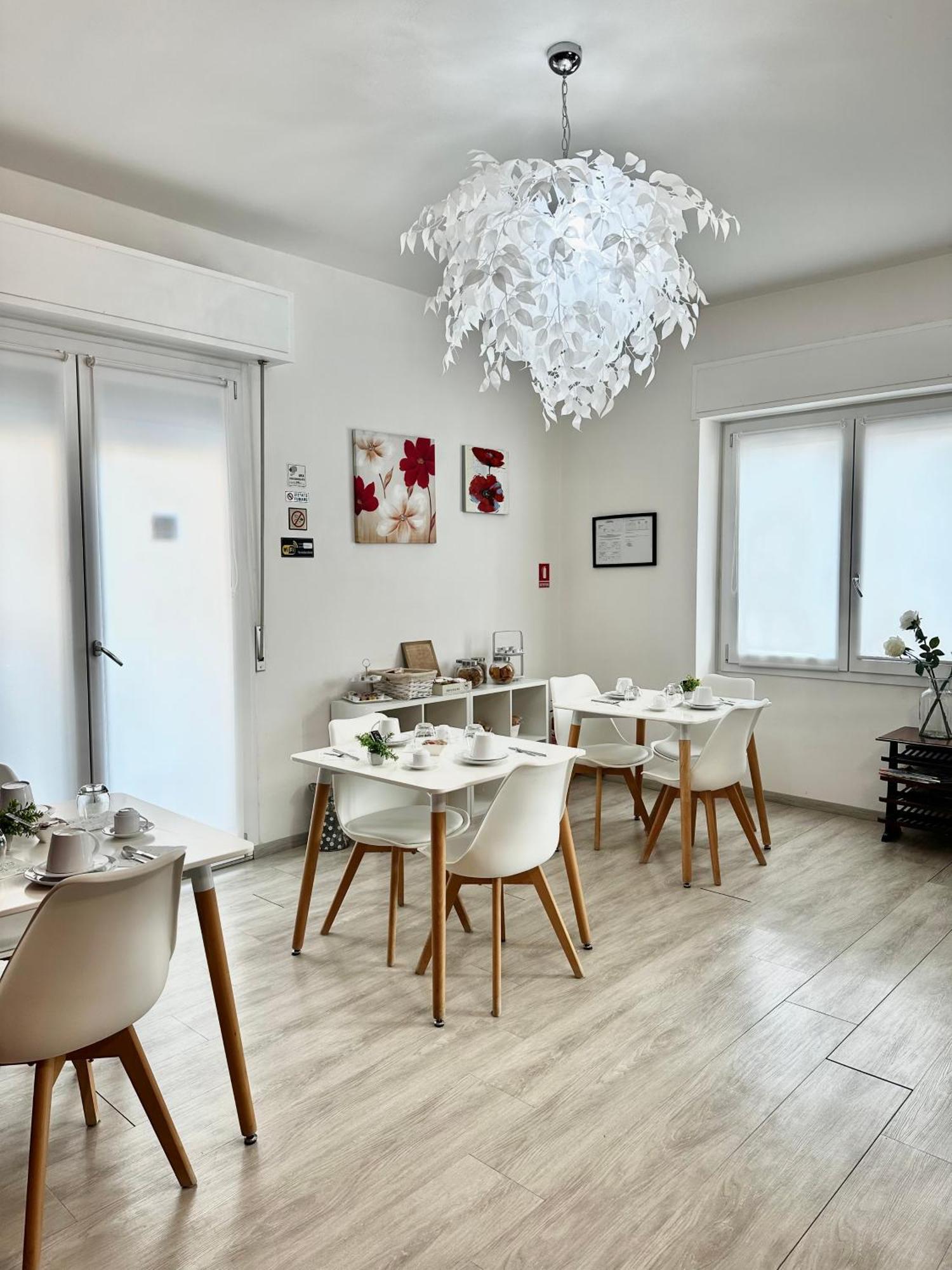 La Casa Di Atena Сасари Екстериор снимка